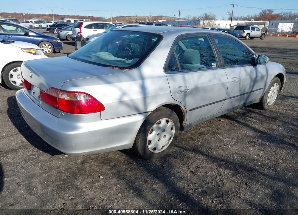1999 HONDA ACCORD LX VIN: 1HGCG6655XA159066