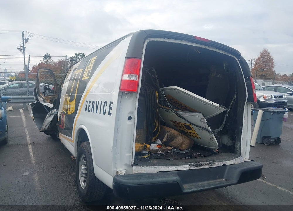 2019 CHEVROLET EXPRESS 2500 WORK VAN VIN: 1GCWGAFPXK1266560
