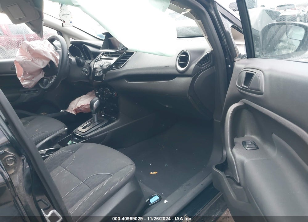 2019 FORD FIESTA SE VIN: 3FADP4EJ1KM131966