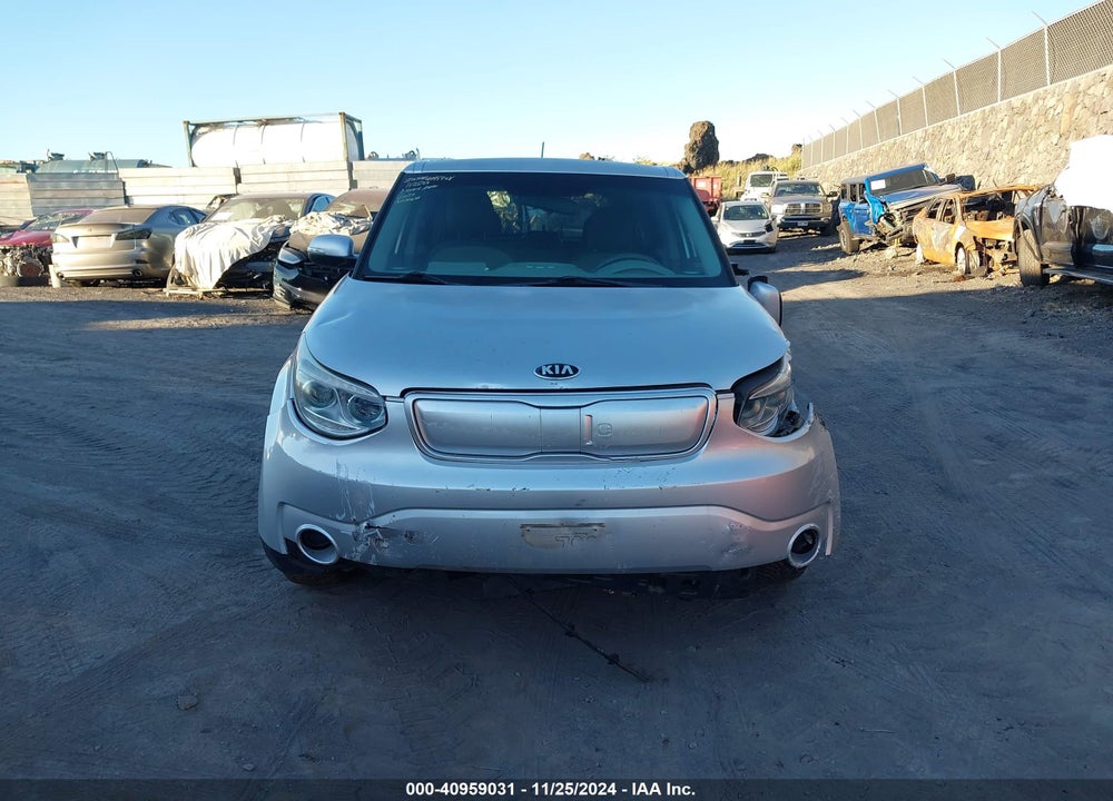 2016 KIA SOUL EV VIN: KNDJP3AE9G7017022