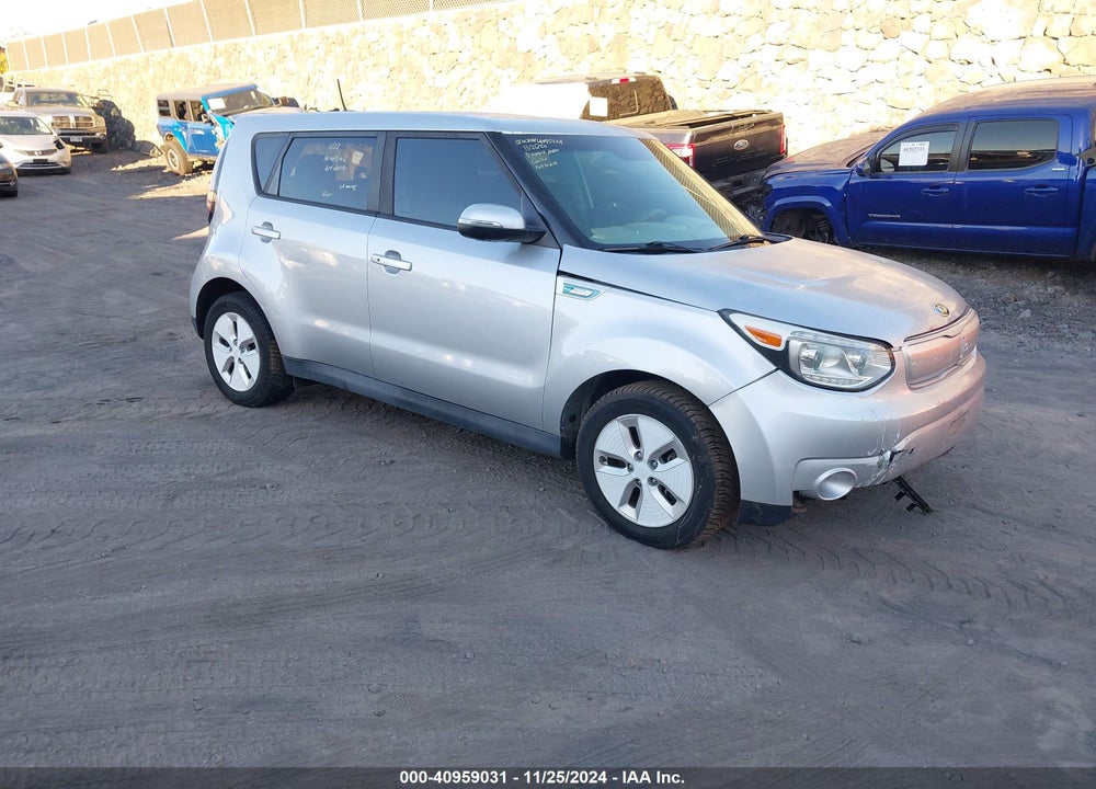 2016 KIA SOUL EV VIN: KNDJP3AE9G7017022