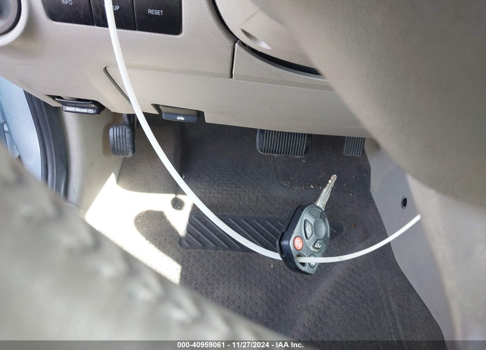 2009 FORD ESCAPE HYBRID LIMITED VIN: 1FMCU49319KB26130