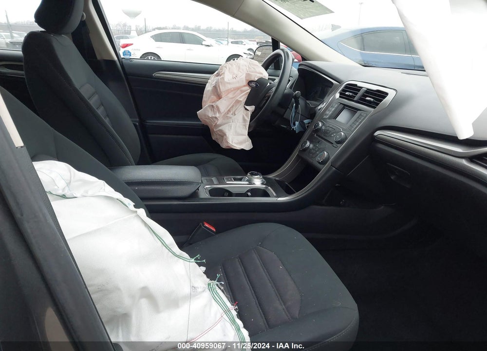 2017 FORD FUSION SE VIN: 3FA6P0H73HR113269