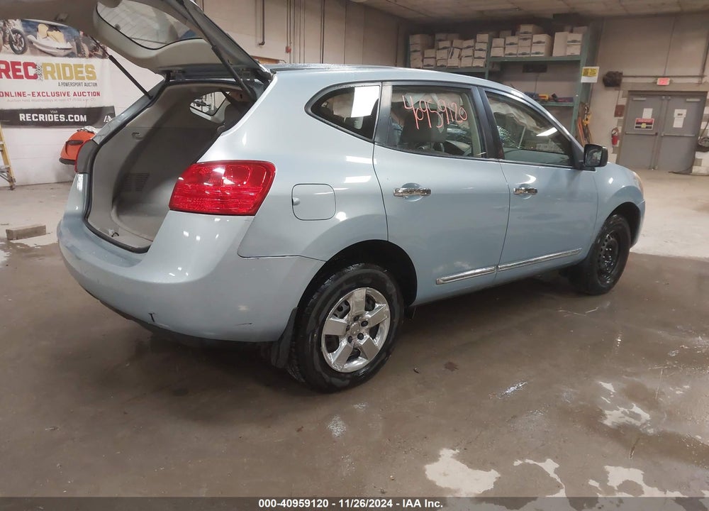 2014 NISSAN ROGUE SELECT S VIN: JN8AS5MV8EW201719