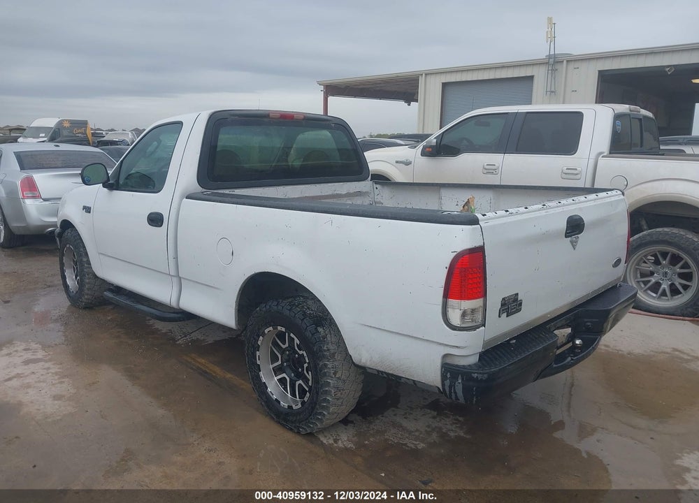 2004 FORD F-150 HERITAGE XL/XLT VIN: 2FTRF17224CA37889