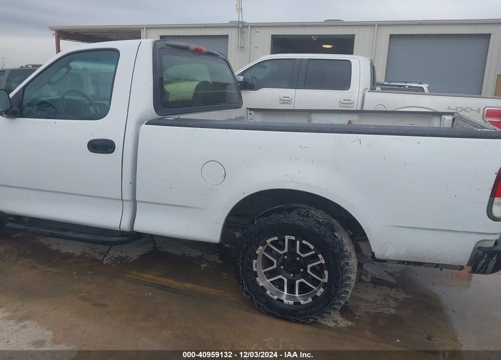 2004 FORD F-150 HERITAGE XL/XLT VIN: 2FTRF17224CA37889