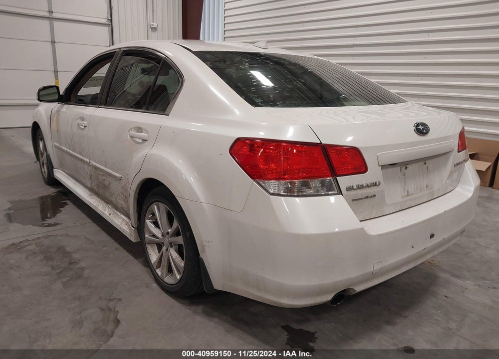 2014 SUBARU LEGACY 2.5I LIMITED VIN: 4S3BMCL64E3005559