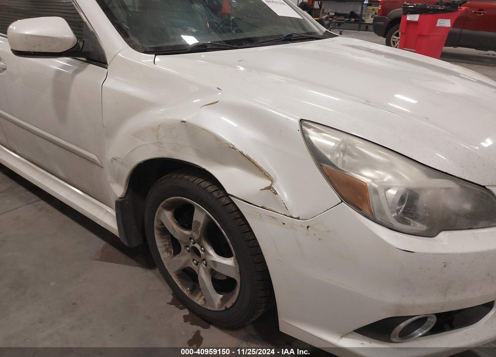 2014 SUBARU LEGACY 2.5I LIMITED VIN: 4S3BMCL64E3005559