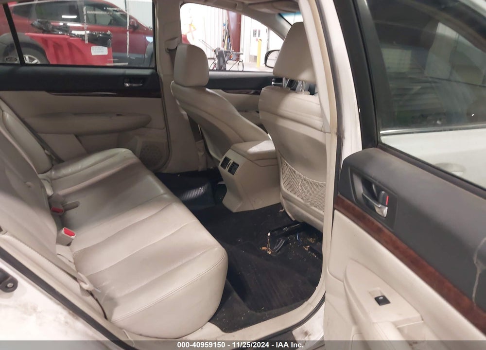2014 SUBARU LEGACY 2.5I LIMITED VIN: 4S3BMCL64E3005559