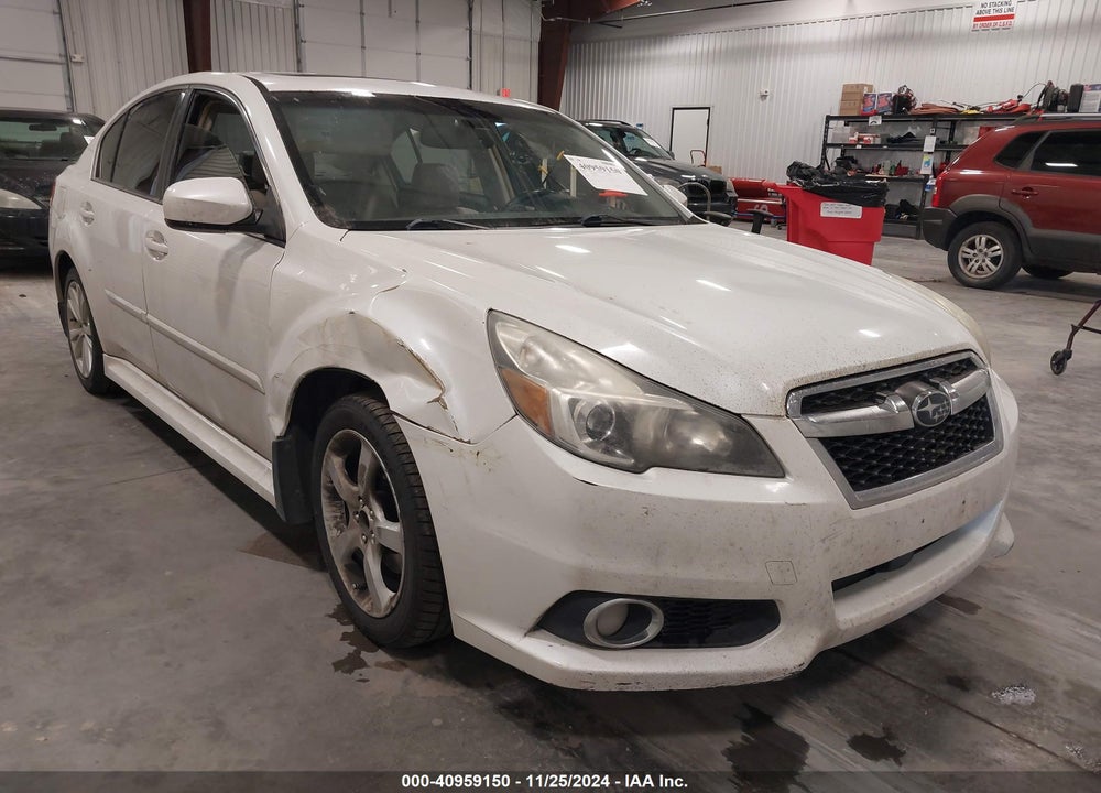 2014 SUBARU LEGACY 2.5I LIMITED VIN: 4S3BMCL64E3005559