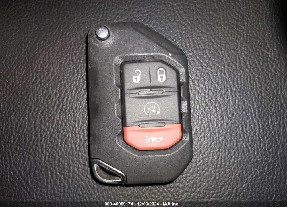 2024 JEEP WRANGLER 4XE SAHARA 4XE VIN: 1C4RJXP65RW148517