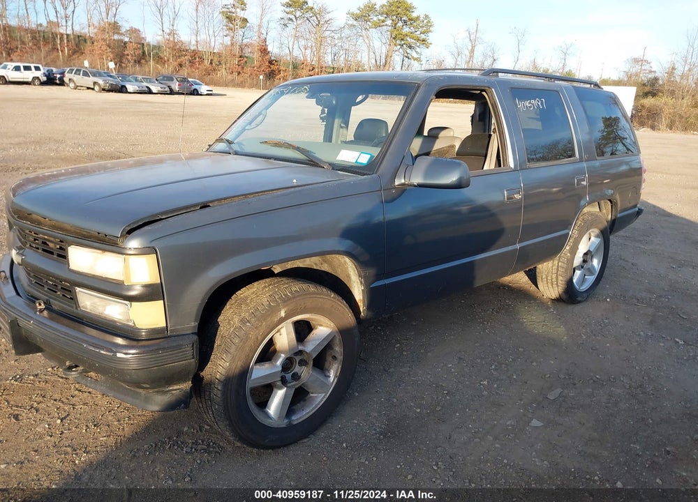 1997 CHEVROLET TAHOE LS VIN: 1GNEK13R8VJ362117