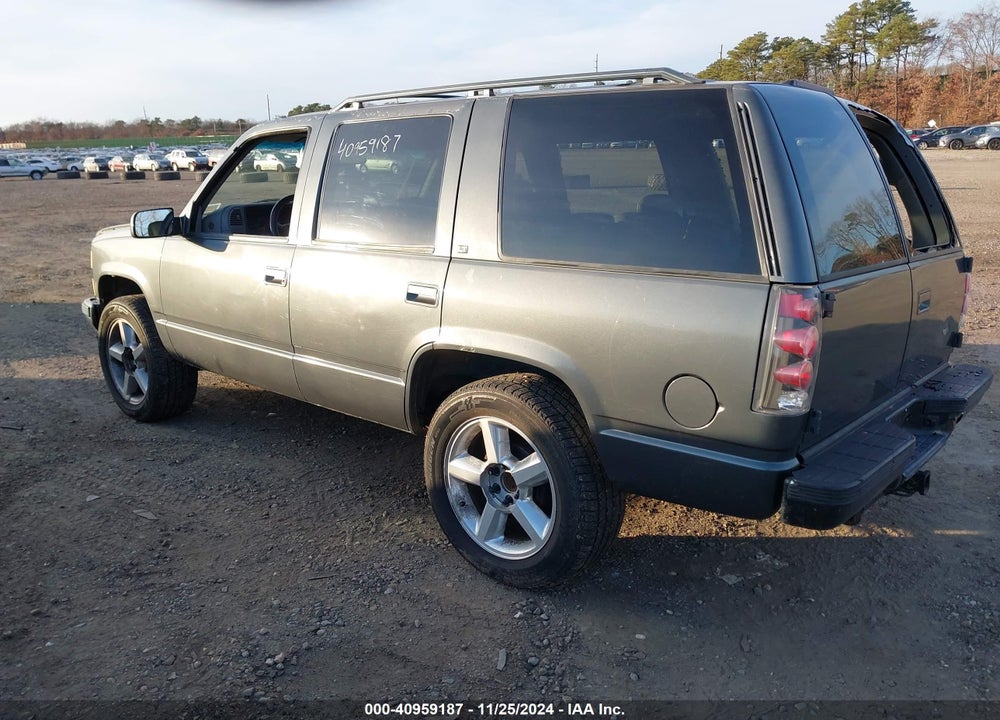 1997 CHEVROLET TAHOE LS VIN: 1GNEK13R8VJ362117