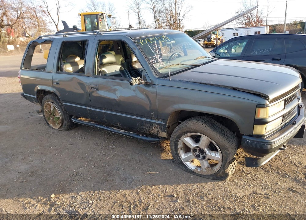 1997 CHEVROLET TAHOE LS VIN: 1GNEK13R8VJ362117