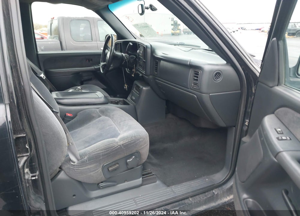2001 CHEVROLET SILVERADO 1500HD LS VIN: 1GCGC13U71F193563