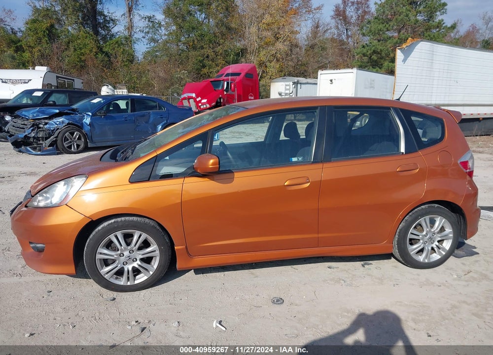 2010 HONDA FIT SPORT VIN: JHMGE8H66AC018539