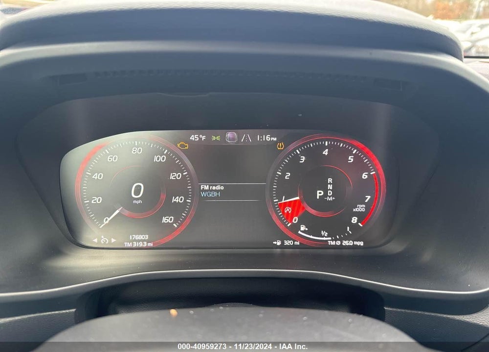2020 VOLVO XC40 T5 MOMENTUM VIN: YV4162UK5L2202932