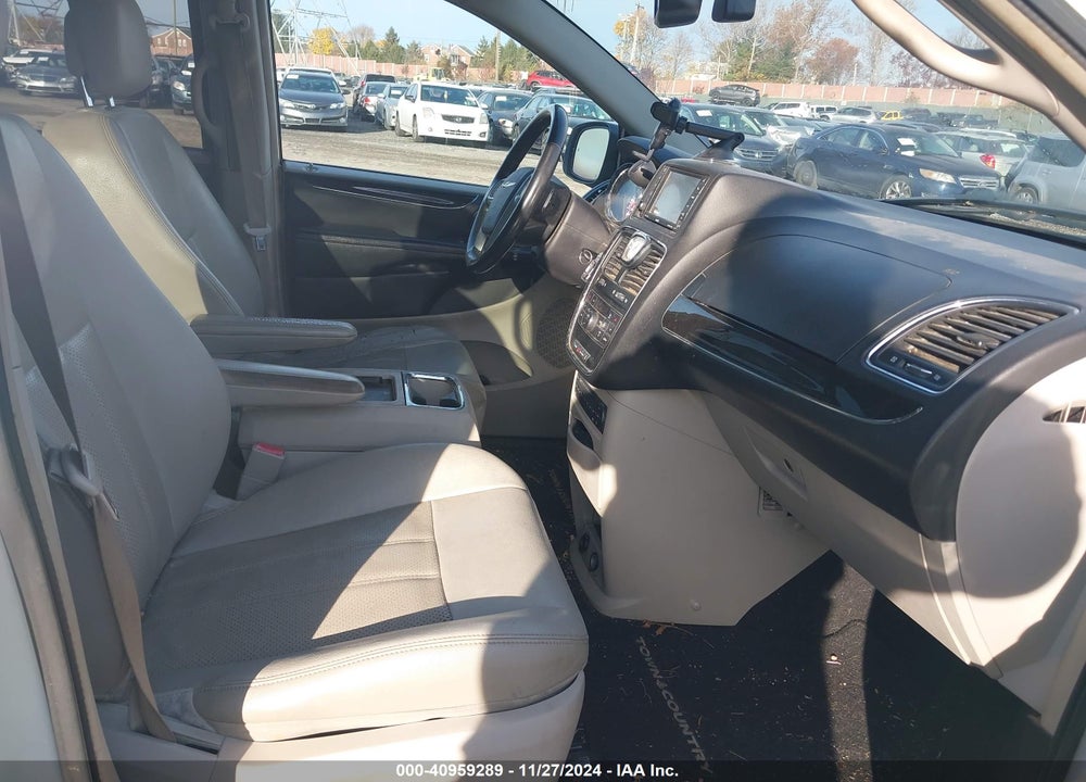 2013 CHRYSLER TOWN & COUNTRY TOURING-L VIN: 2C4RC1CG2DR565570