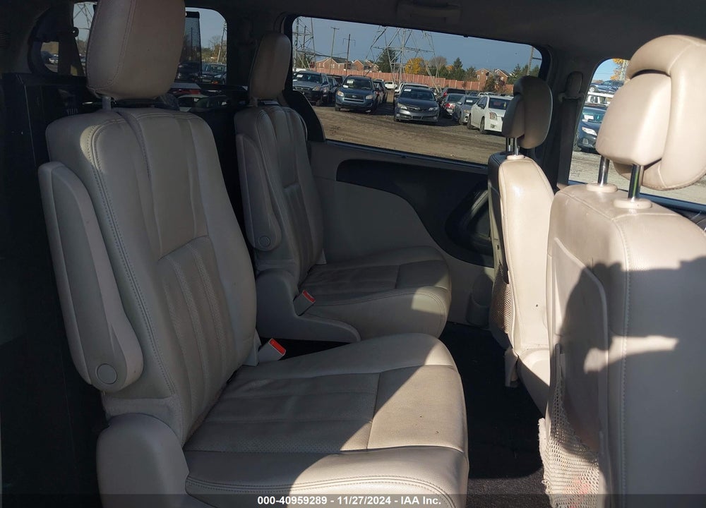 2013 CHRYSLER TOWN & COUNTRY TOURING-L VIN: 2C4RC1CG2DR565570