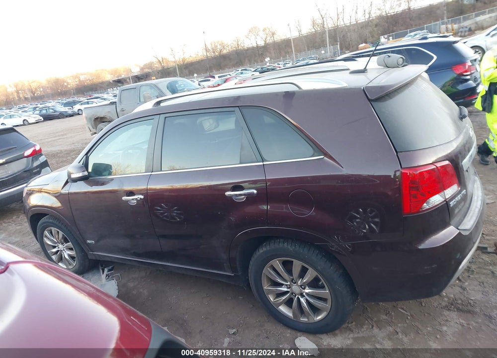 2013 KIA SORENTO SX V6 VIN: 5XYKWDA28DG324506
