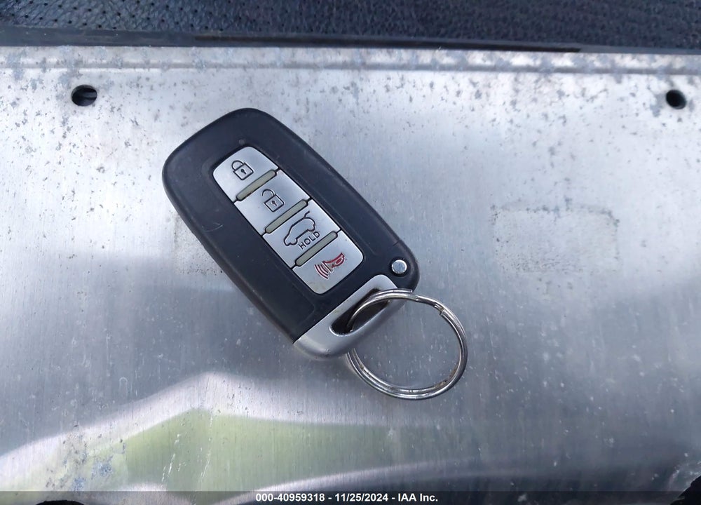 2013 KIA SORENTO SX V6 VIN: 5XYKWDA28DG324506