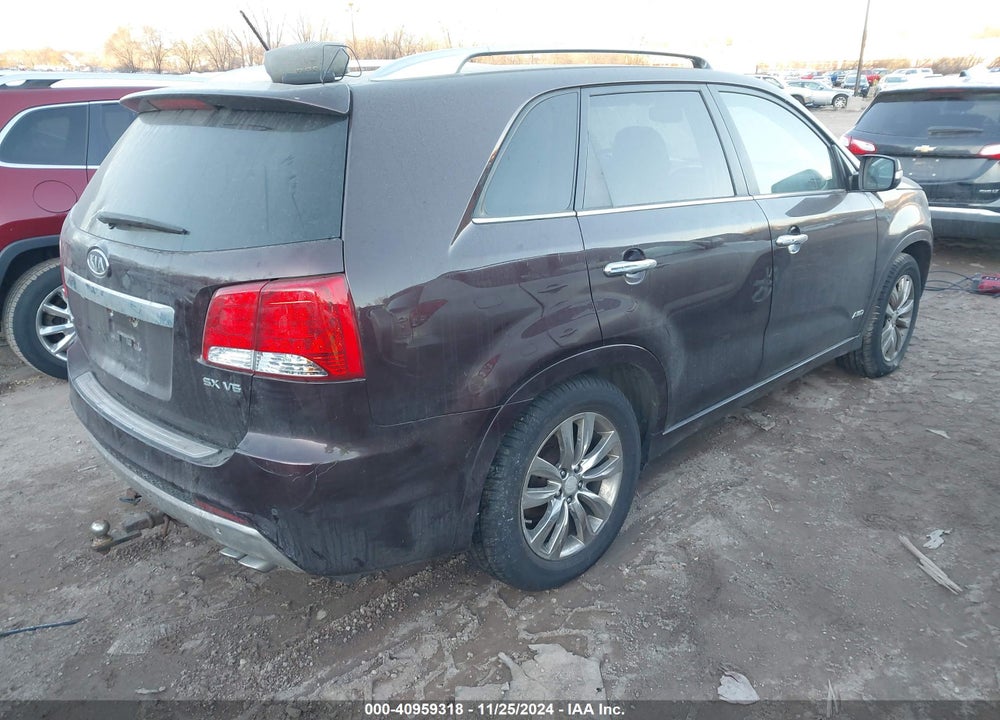 2013 KIA SORENTO SX V6 VIN: 5XYKWDA28DG324506