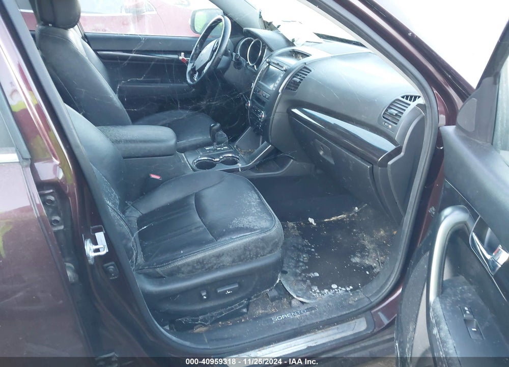 2013 KIA SORENTO SX V6 VIN: 5XYKWDA28DG324506