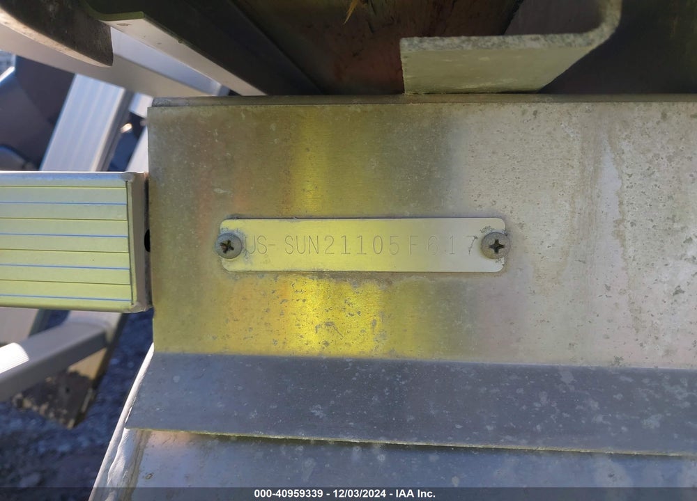 2017 SMOKER-CRAFT OTHER VIN: SUN21105F617