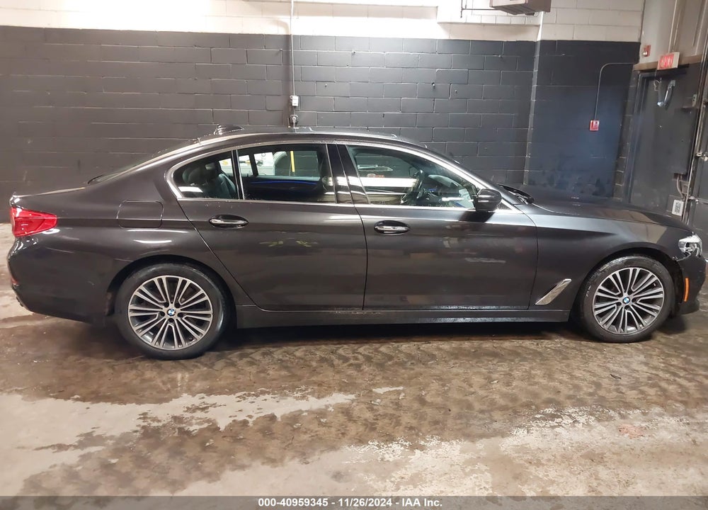 2018 BMW 540I XDRIVE VIN: WBAJE7C55JWA04081