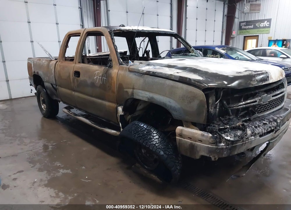 2005 CHEVROLET SILVERADO 2500HD LS VIN: 1GCHK29285E311215
