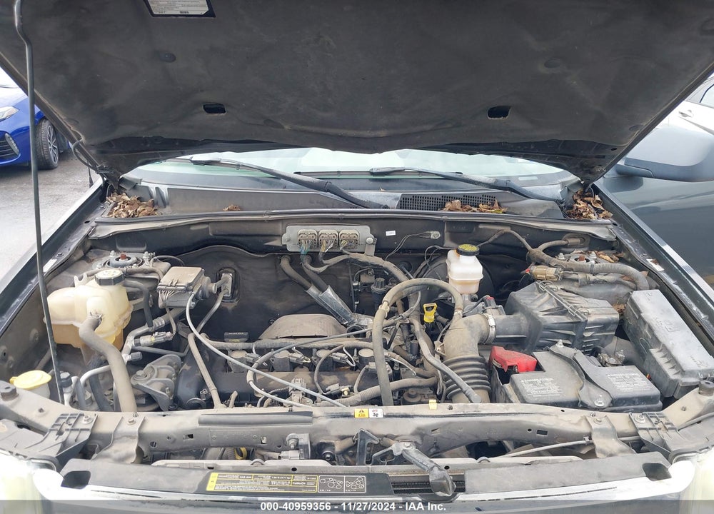 2008 FORD ESCAPE XLS/XLS MANUAL VIN: 1FMCU02Z08KA91179