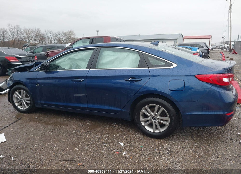 2015 HYUNDAI SONATA SE VIN: 5NPE24AF1FH158725