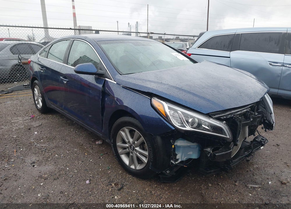 2015 HYUNDAI SONATA SE VIN: 5NPE24AF1FH158725