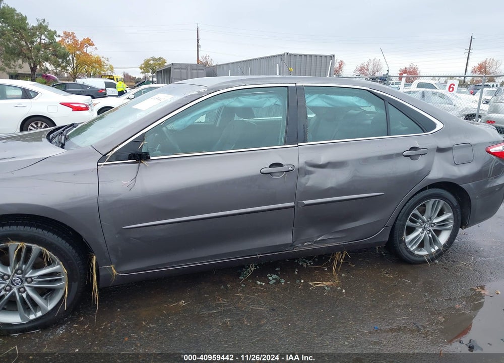 2017 TOYOTA CAMRY SE VIN: 4T1BF1FKXHU385380