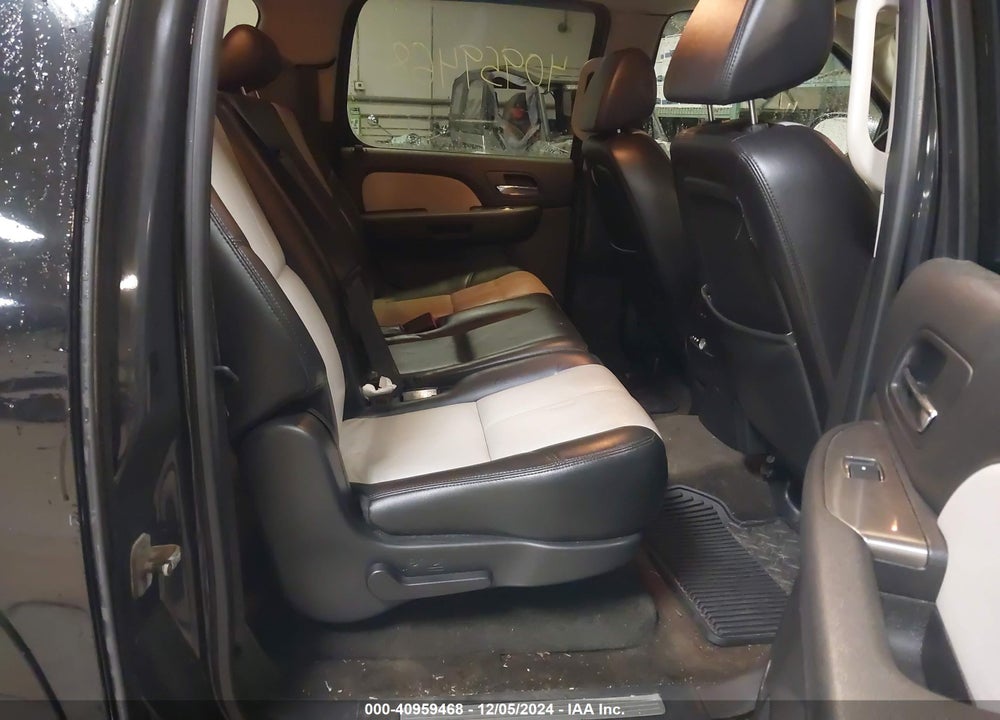 2007 CHEVROLET SUBURBAN 1500 LT VIN: 3GNFK16347G296617
