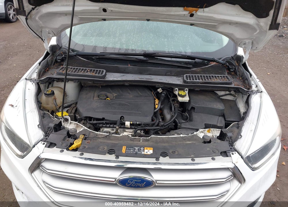 2017 FORD ESCAPE VIN: 1FMCU0GD3HUA37781