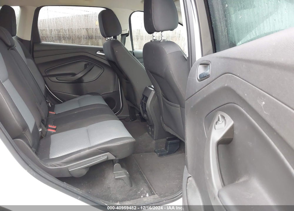 2017 FORD ESCAPE VIN: 1FMCU0GD3HUA37781