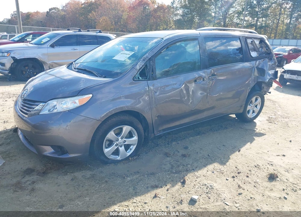 2015 TOYOTA SIENNA LE 8 PASSENGER VIN: 5TDKK3DC0FS529382