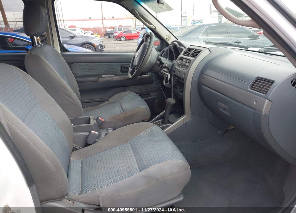 2002 NISSAN XTERRA SE VIN: 5N1ED28T82C584021
