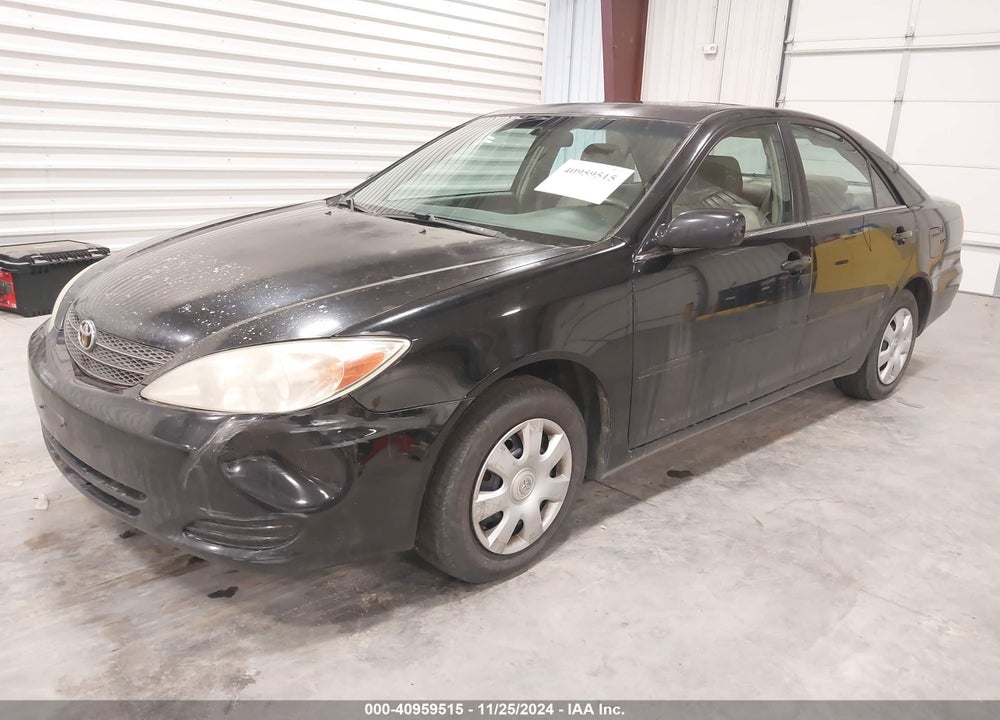 2002 TOYOTA CAMRY LE VIN: 4T1BE32K42U032144