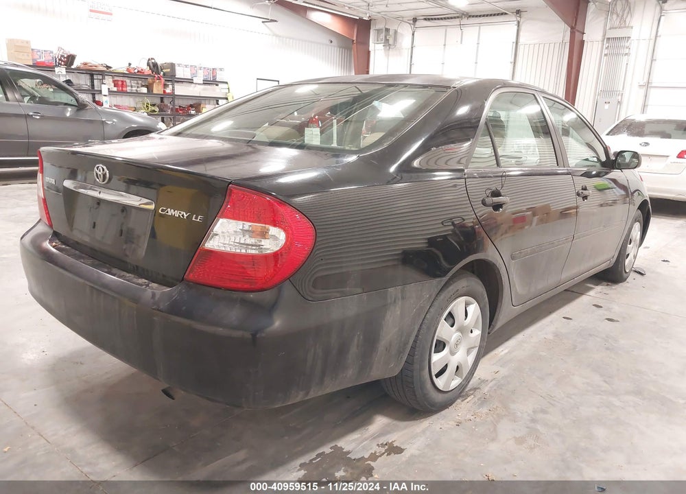 2002 TOYOTA CAMRY LE VIN: 4T1BE32K42U032144