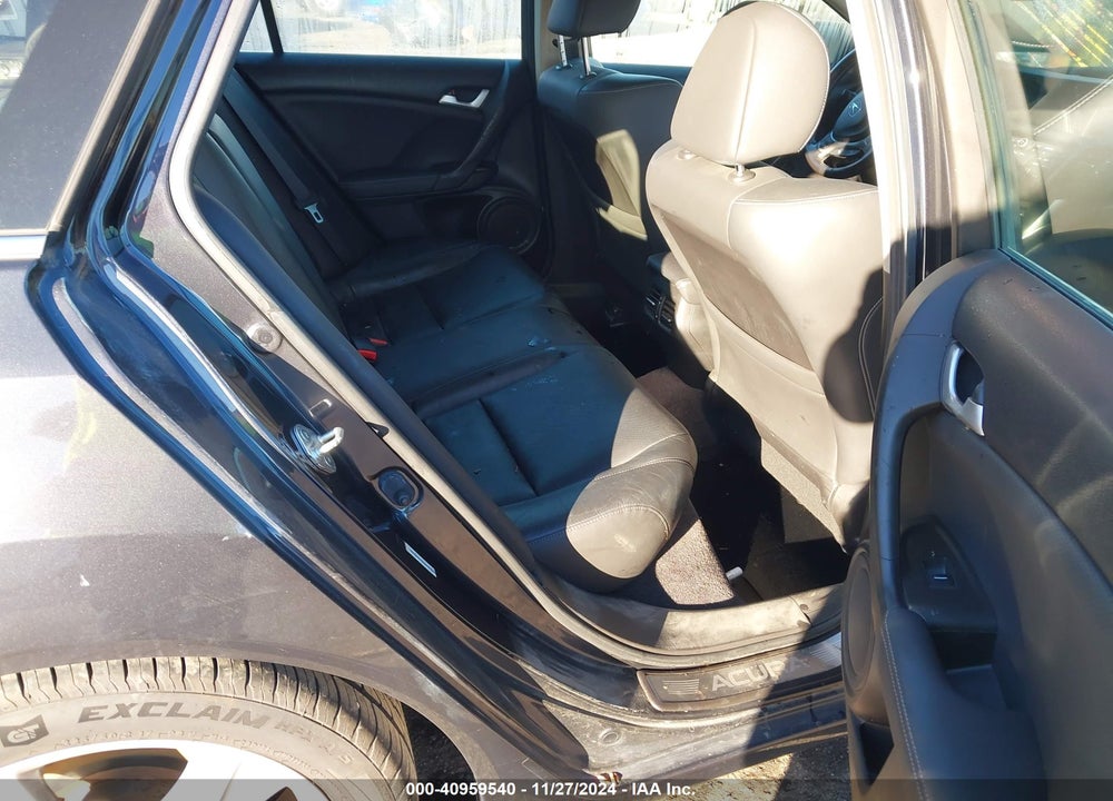2013 ACURA TSX 2.4 VIN: JH4CW2H63DC000433