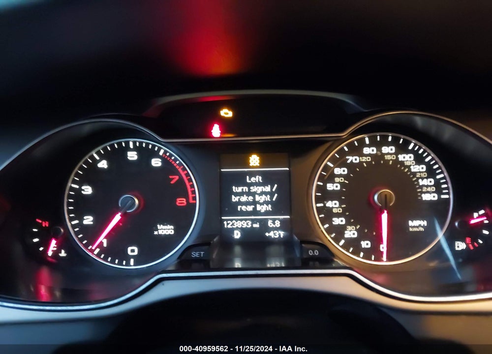 2014 AUDI A4 2.0T PREMIUM VIN: WAUAFAFL2EN019425