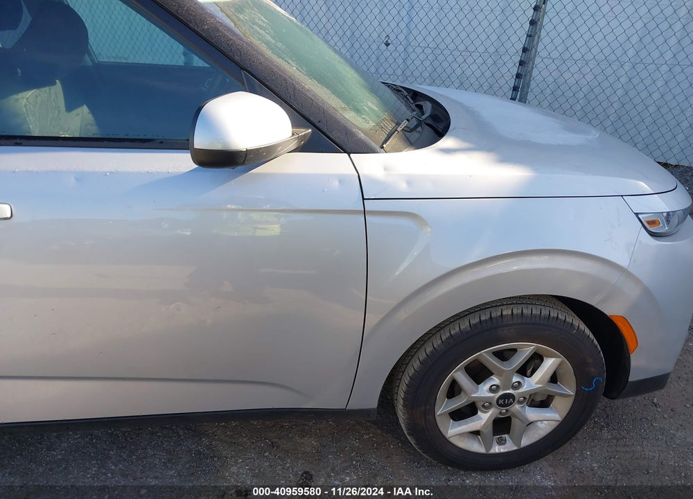 2020 KIA SOUL VIN: KNDJ23AU6L7031508
