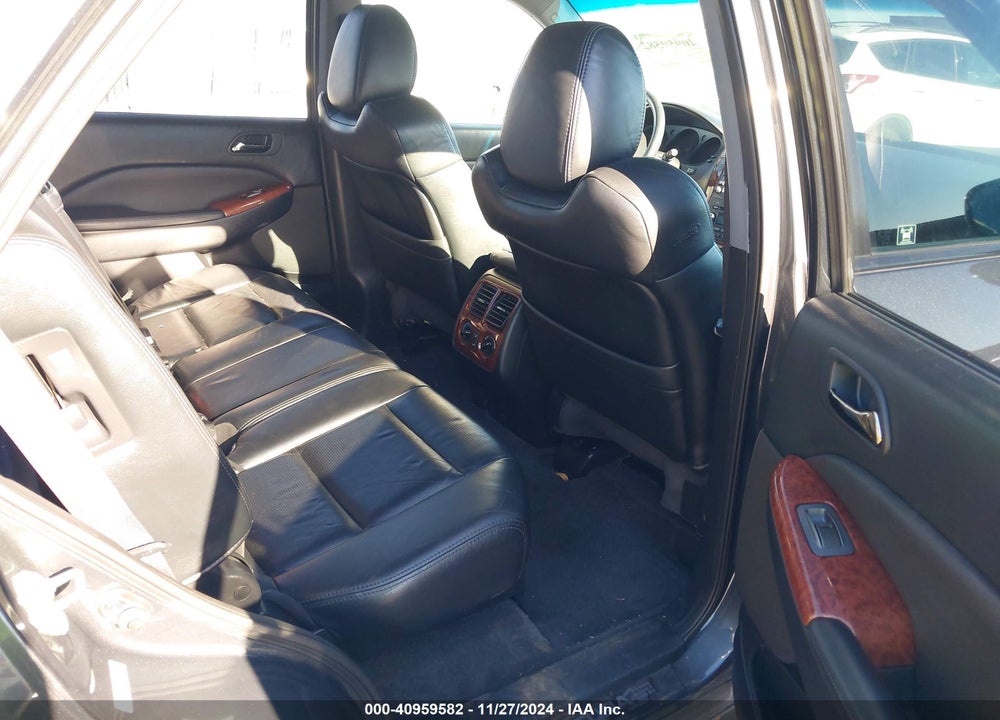 2005 ACURA MDX VIN: 2HNYD18875H516036