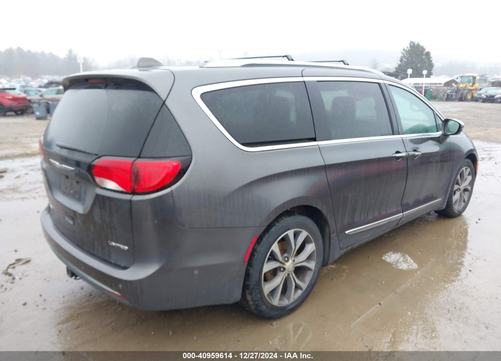 2017 CHRYSLER PACIFICA LIMITED VIN: 2C4RC1GG6HR655224