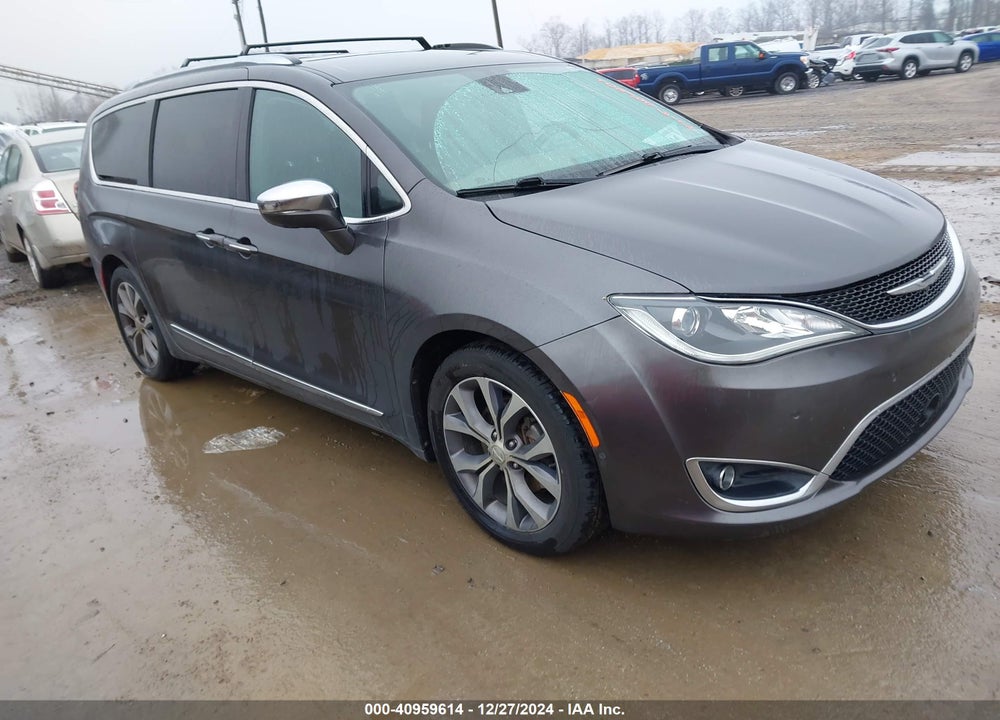 2017 CHRYSLER PACIFICA LIMITED VIN: 2C4RC1GG6HR655224
