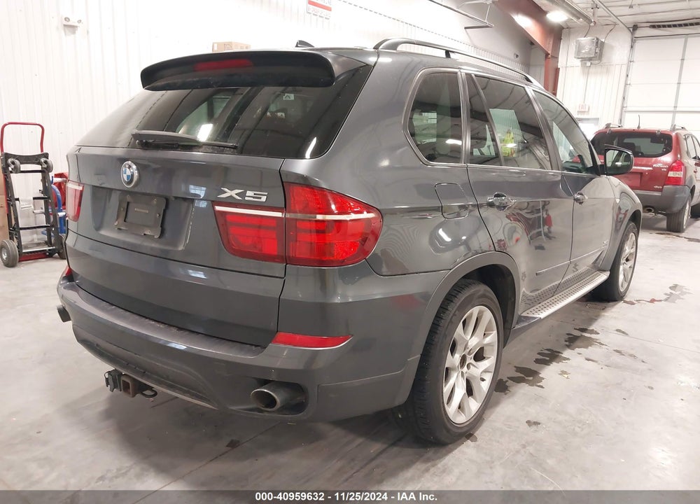 2011 BMW X5 XDRIVE35I/XDRIVE35I PREMIUM/XDRIVE35I SPORT ACTIVITY VIN: 5UXZV4C5XBL410280