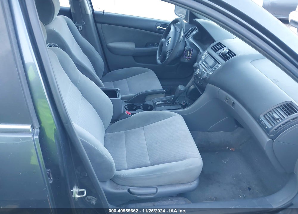 2004 HONDA ACCORD 2.4 LX VIN: 1HGCM56314A046356