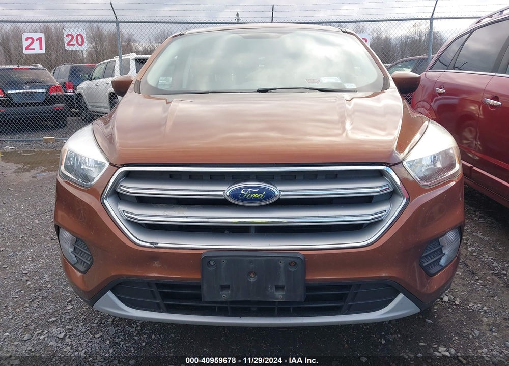 2017 FORD ESCAPE SE VIN: 1FMCU9GD6HUE62190